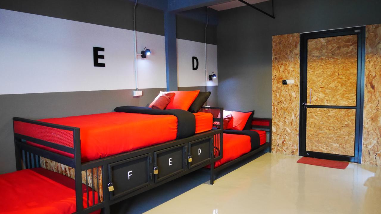 Hostel Amity Poshtel Krabi town Exterior foto