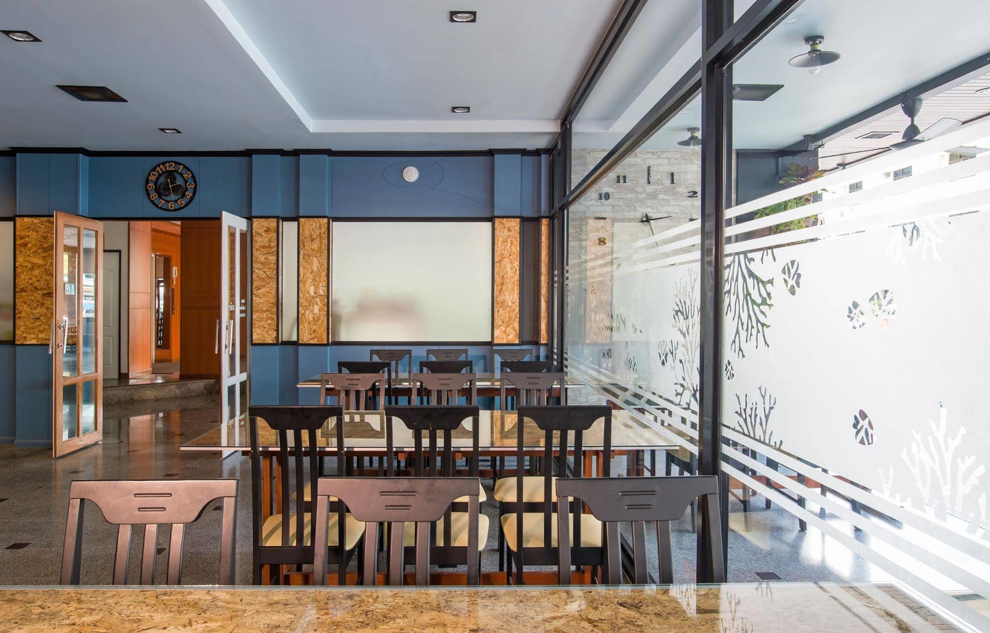 Hostel Amity Poshtel Krabi town Exterior foto