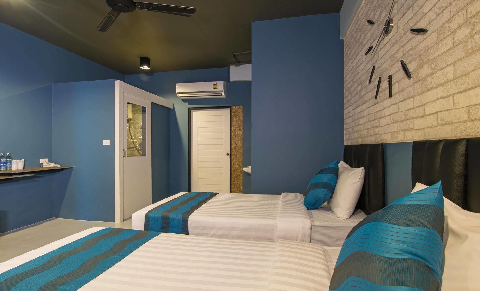 Hostel Amity Poshtel Krabi town Exterior foto