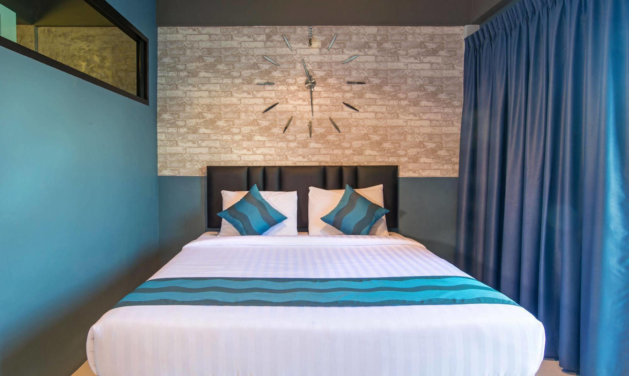 Hostel Amity Poshtel Krabi town Exterior foto